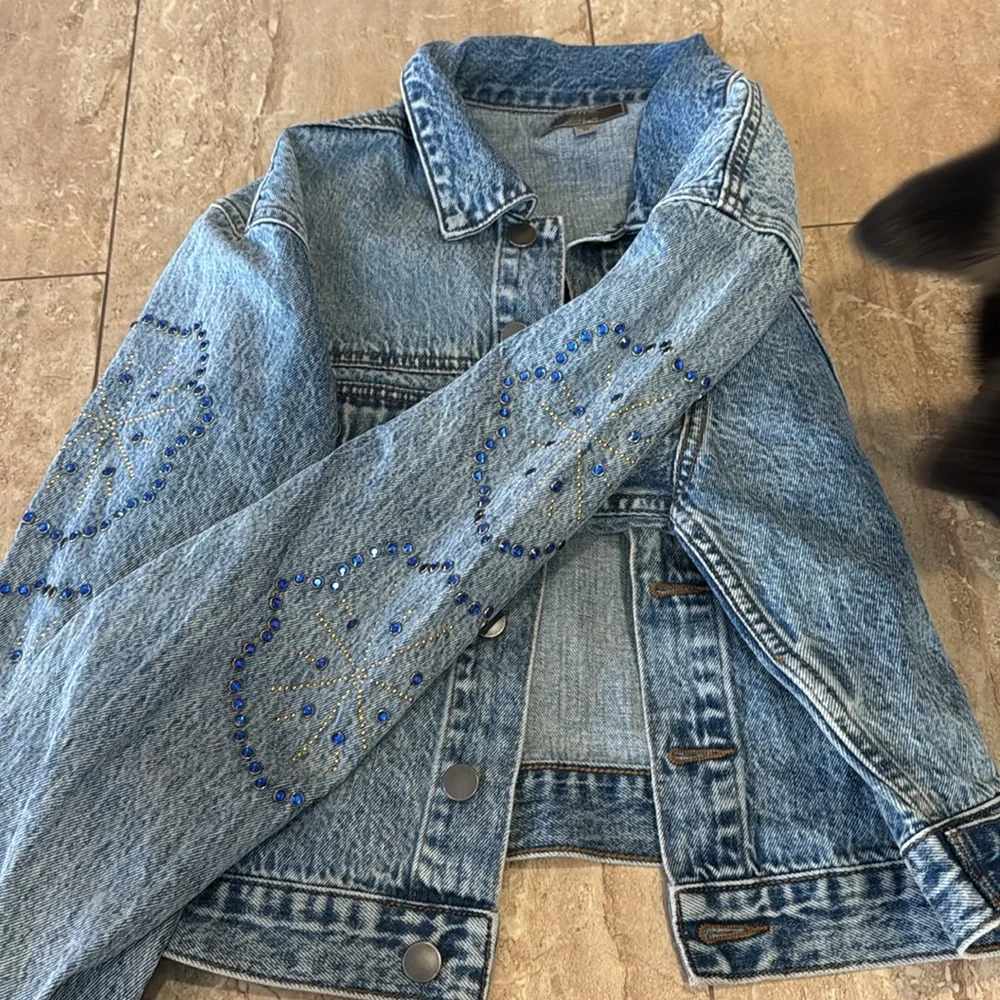 KUT Jean Jacket - Picture 3 of 4